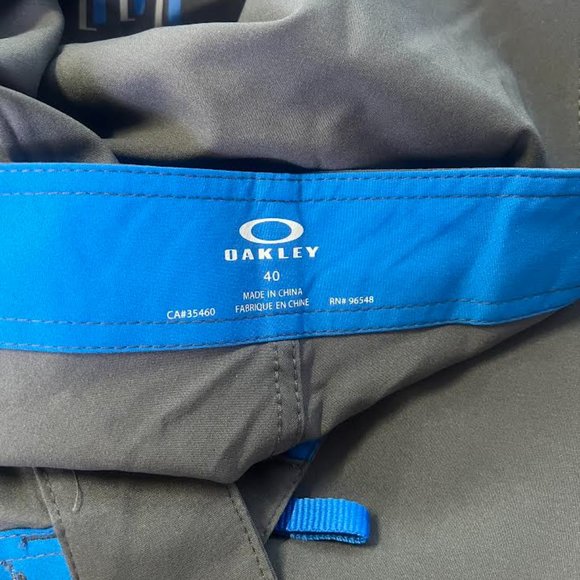 NWT! Oakley Men's Lock-Up Logo 22 Inch Boardshorts Size-40 - Picture 4 of 7